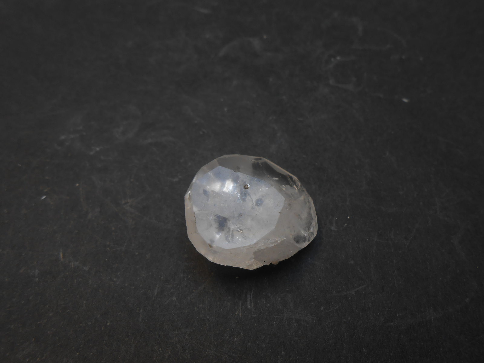 Fenaquita
2 x 2 x 1 cm
(Autor: Antonio Alcaide)