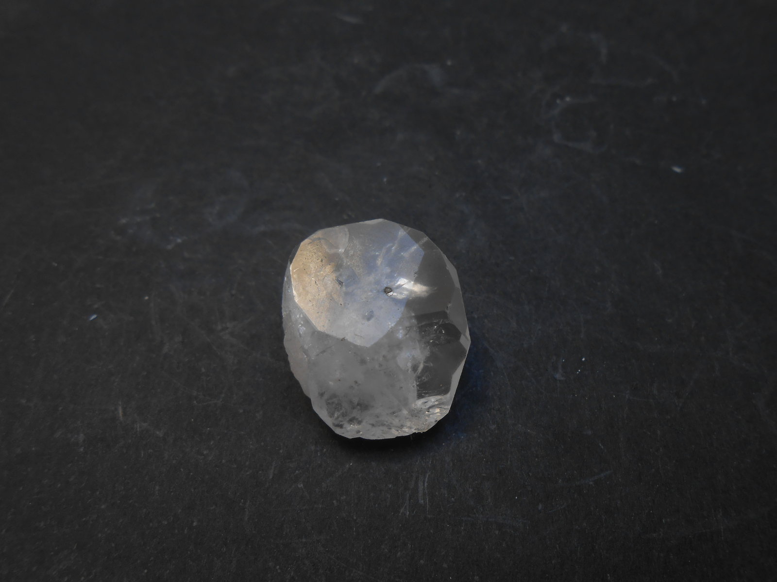 Fenaquita
2 x 2 x 1 cm
(Autor: Antonio Alcaide)