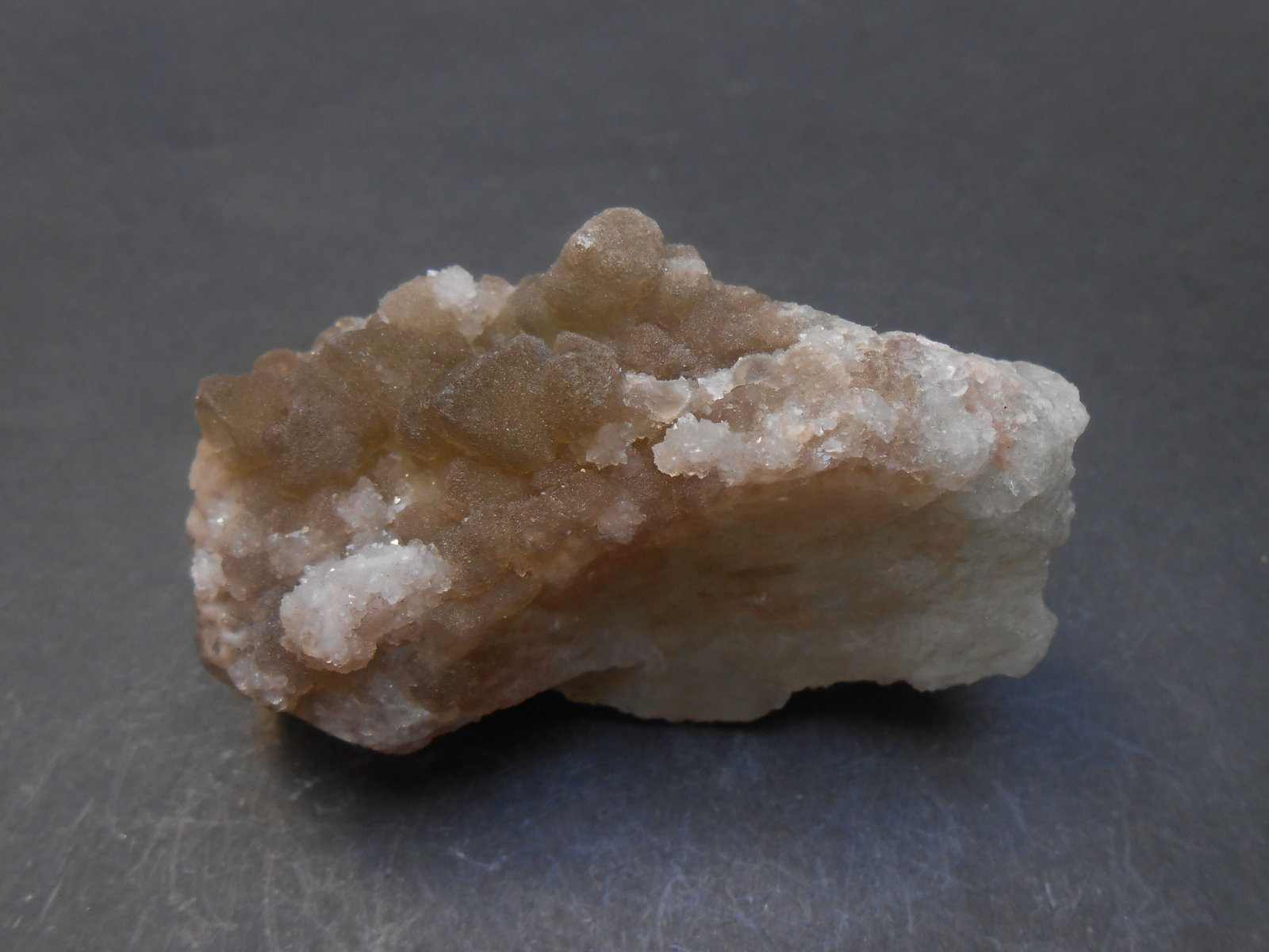 Fluorita
6,5 x 4 x 2,5 cm
(Autor: Antonio Alcaide)