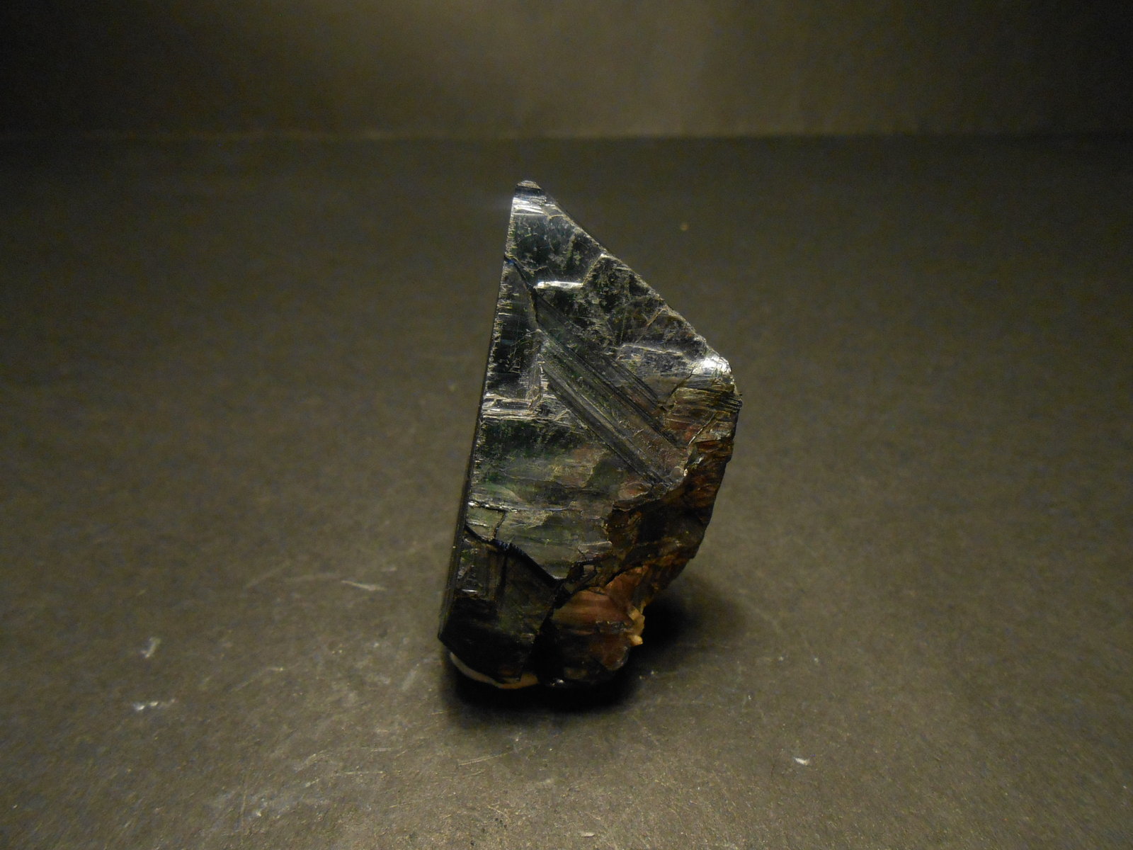 Vivianita
5 x 2,5 x 1,5 cm
(Autor: Antonio Alcaide)