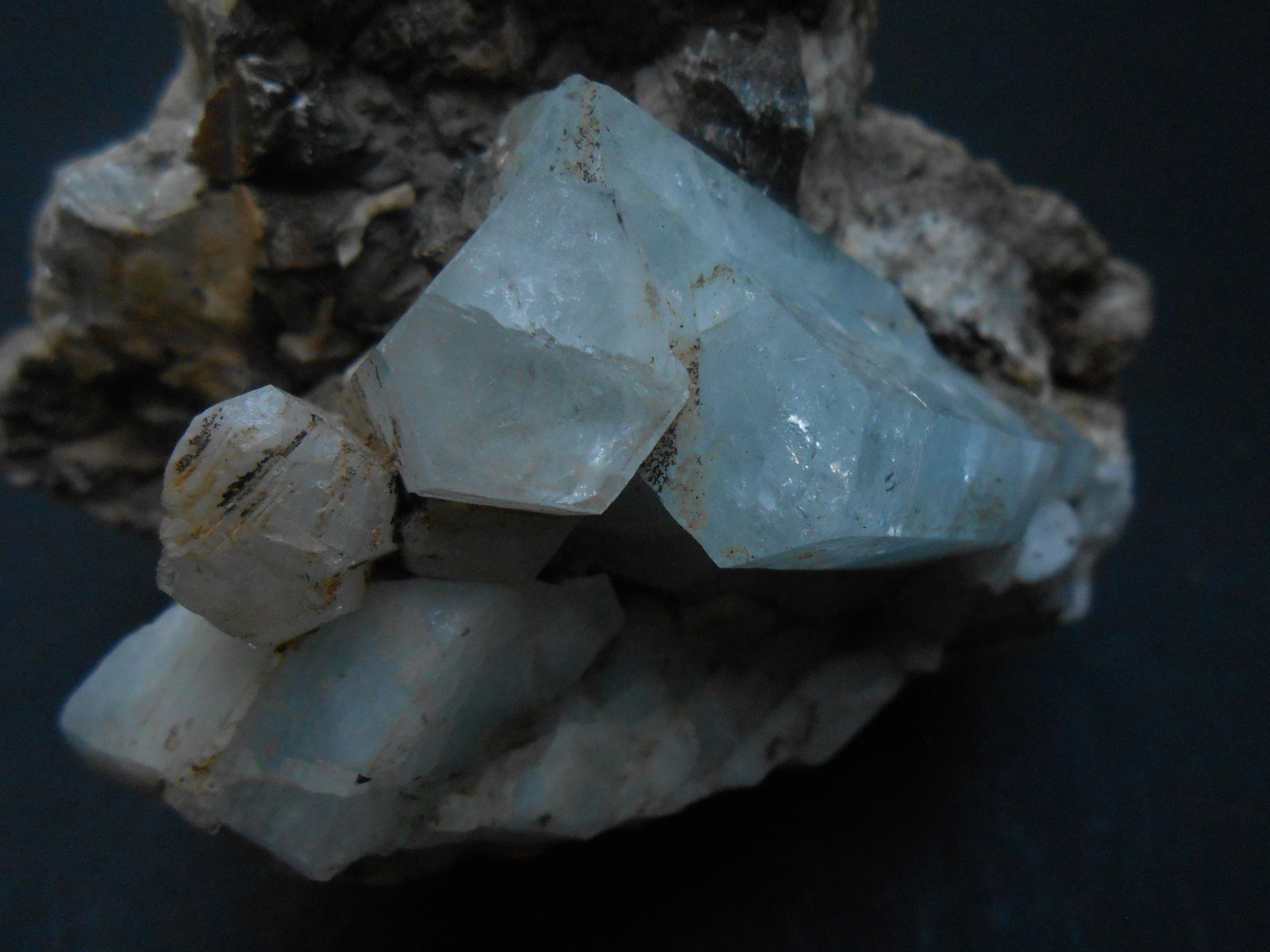 Berilo (variedad aguamarina)
8,5 x 7 x 5 cm
(Autor: Antonio Alcaide)