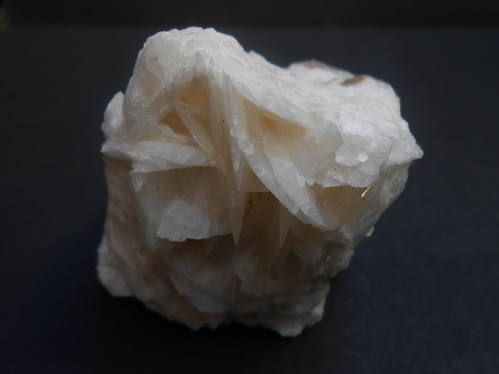 Magnesita
9 x 6,5 x 5 cm
(Autor: Antonio Alcaide)