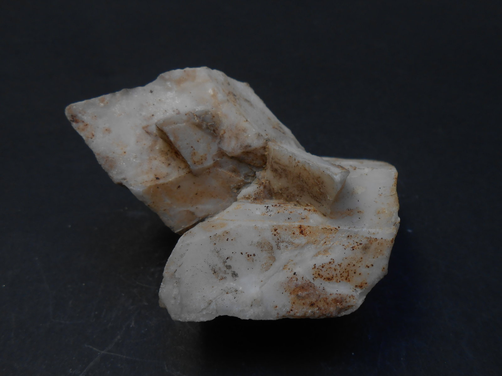 Yeso pseudomórfico Glauberita
8 x 7 x 4 cm
(Autor: Antonio Alcaide)