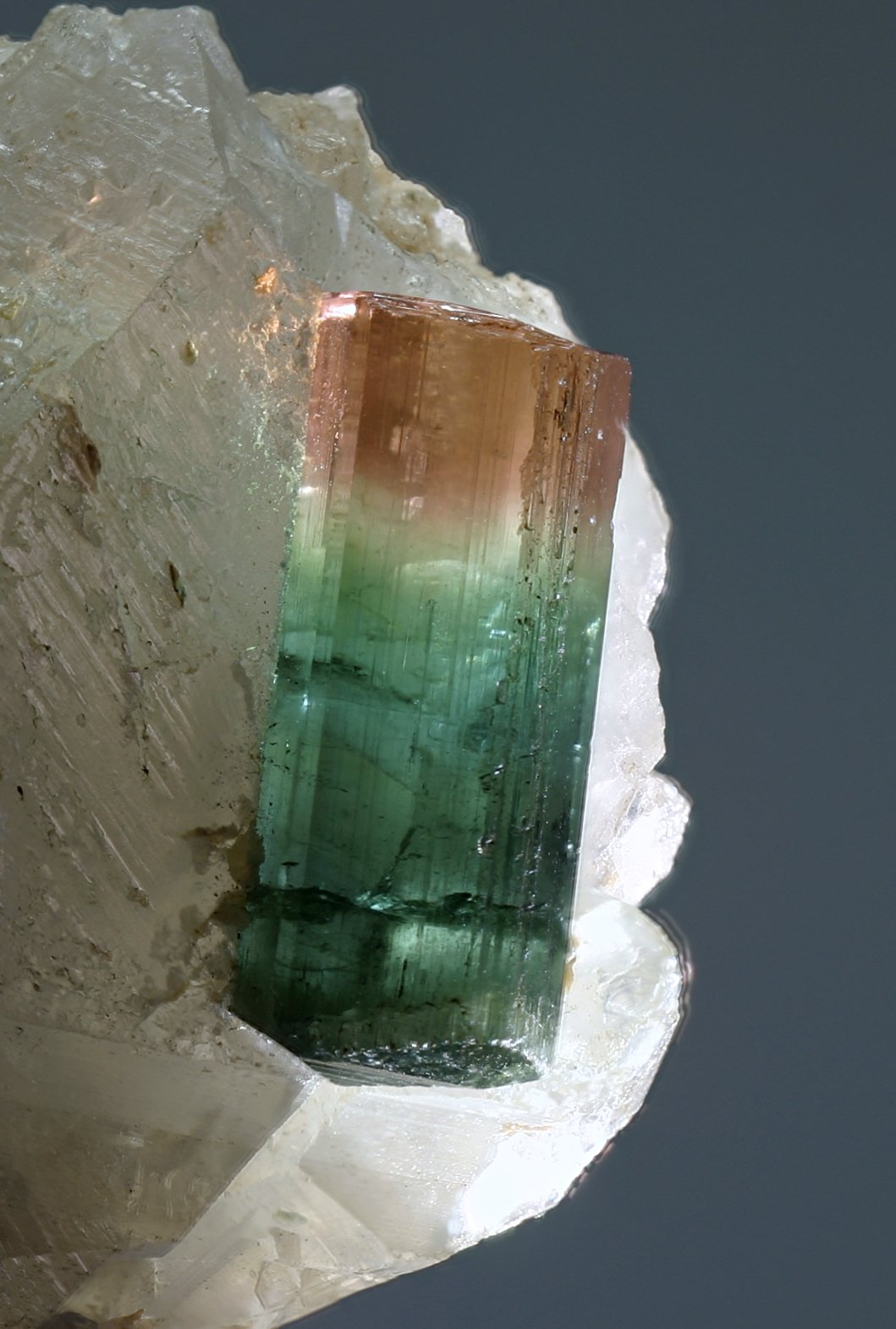 Elbaita
cristal 8x22mm
(Autor: Ramon A  Lopez Garcia)