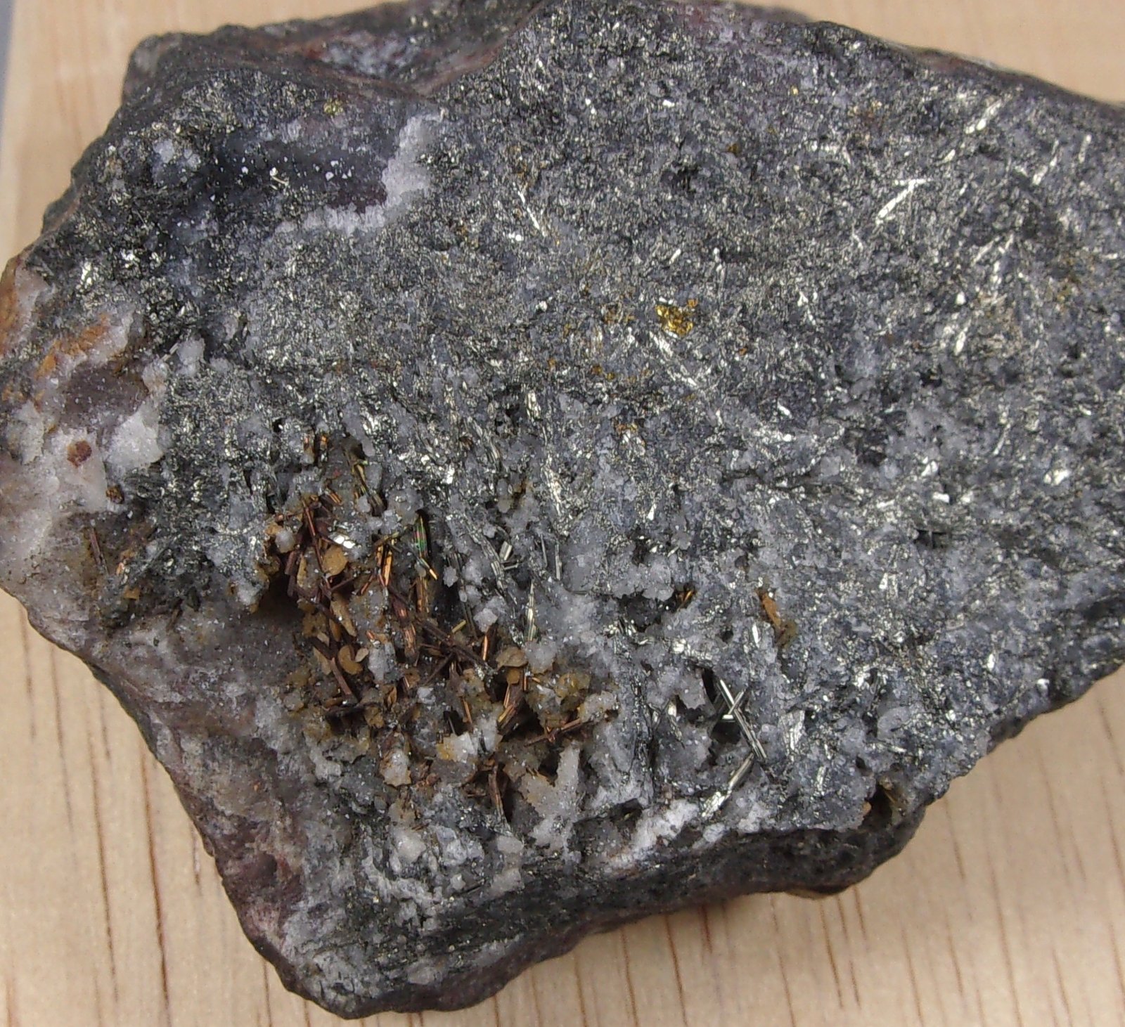 Emplectita
5,4 x 3,6 x 2,5 cm.
(Autor: J. G. Alcolea)