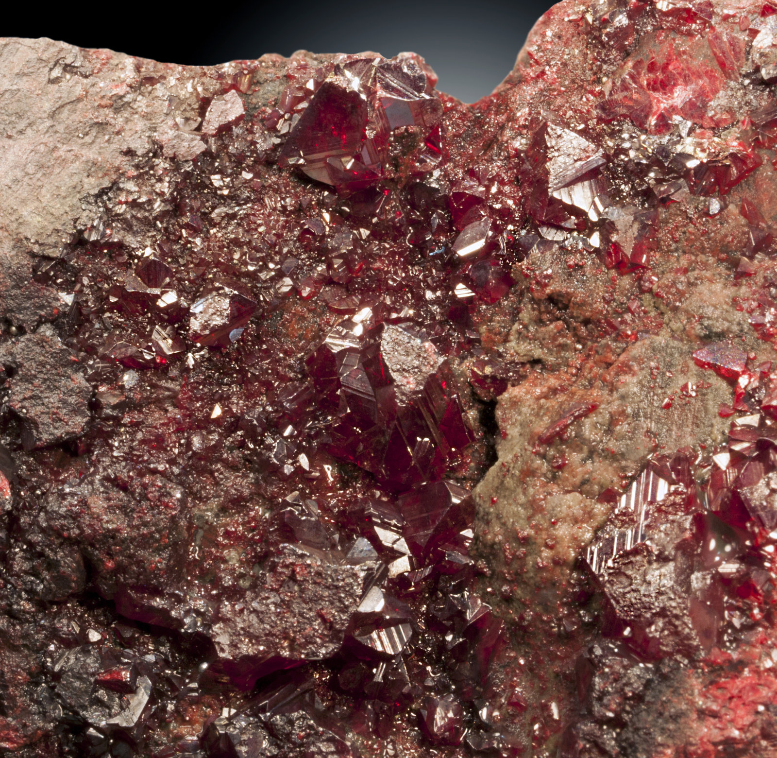 Cinabrio
Cristales de hasta 1cm
(Autor: Raul Vancouver)