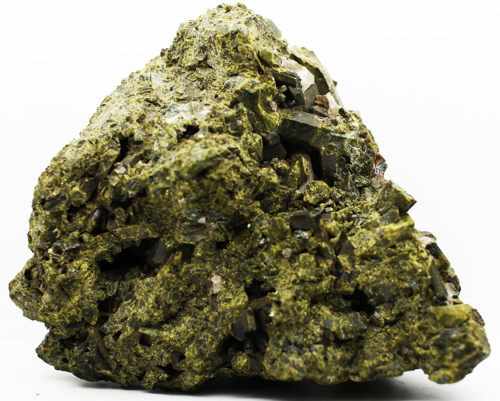 Epidota
10x8x4.5 cm
(Autor: Luis Edmundo Sánchez Roja)