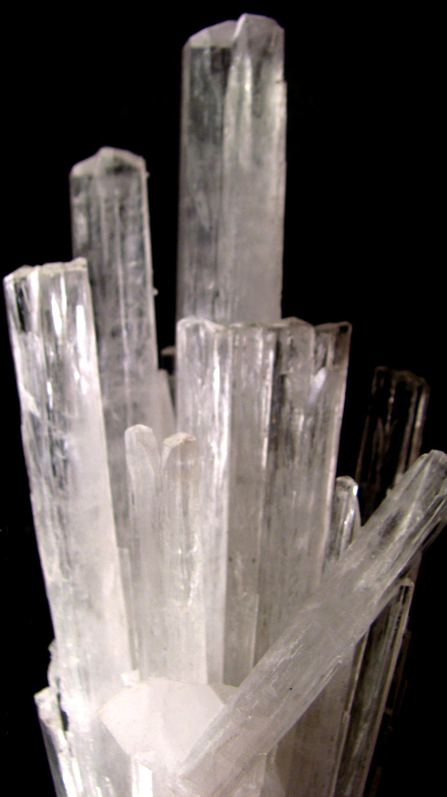Escolecita
117x50x31mm.
(Autor: José Luis Zamora)
