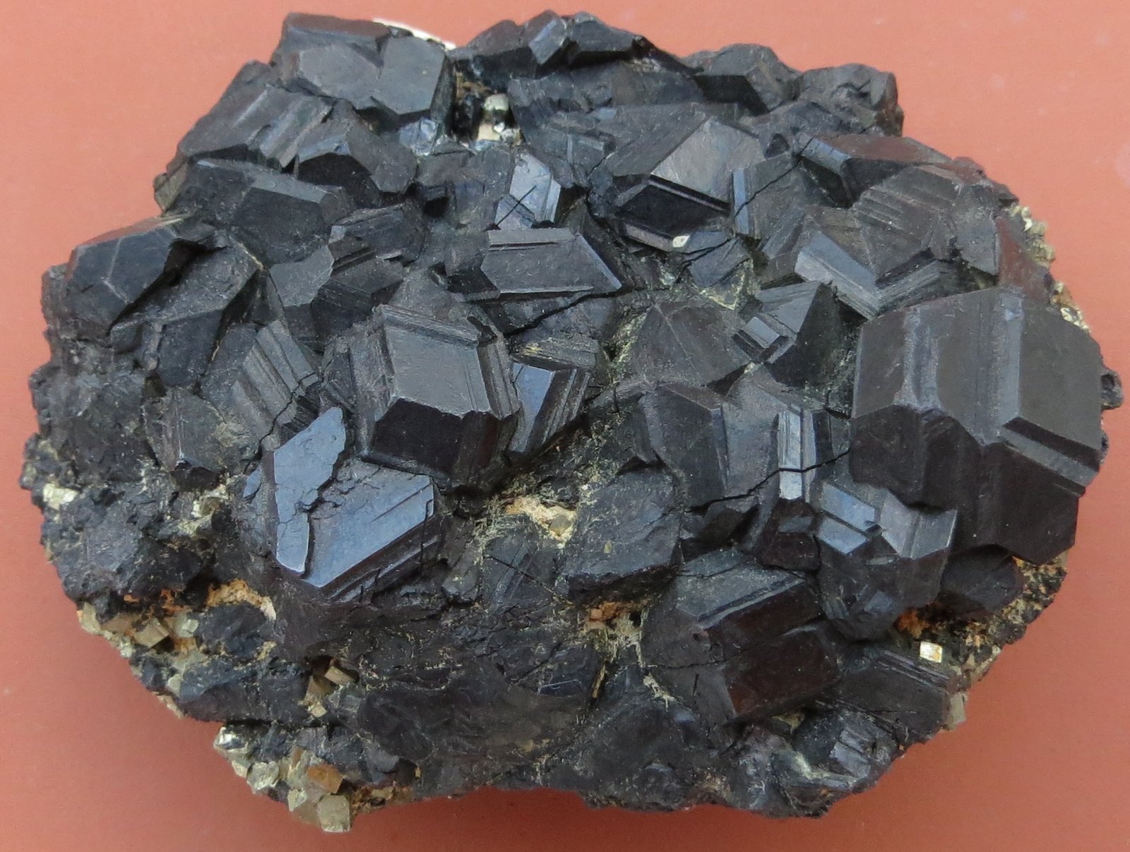Esfalerita
7 x 5 x 3 cm  (peso: 231 g)
(Autor: Kaszon Kovacs)