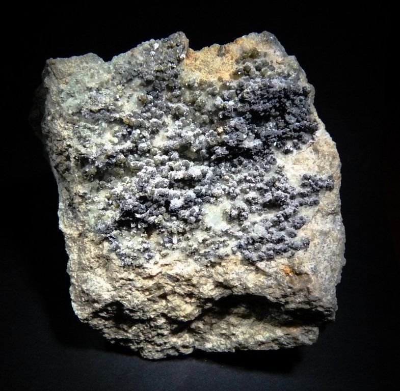 Esfalerita (variedad cleofana), Galena y Cuarzo.
65x50 mm.
(Autor: Jesus Franquesa Baucells)