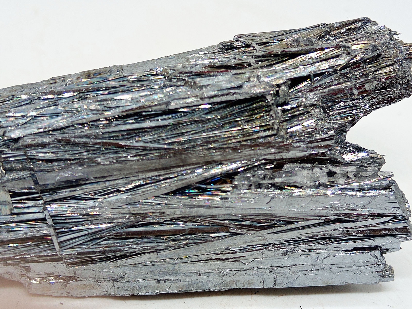 Estibina
90x35x20 mm
(Autor: Luis Edmundo Sánchez Roja)