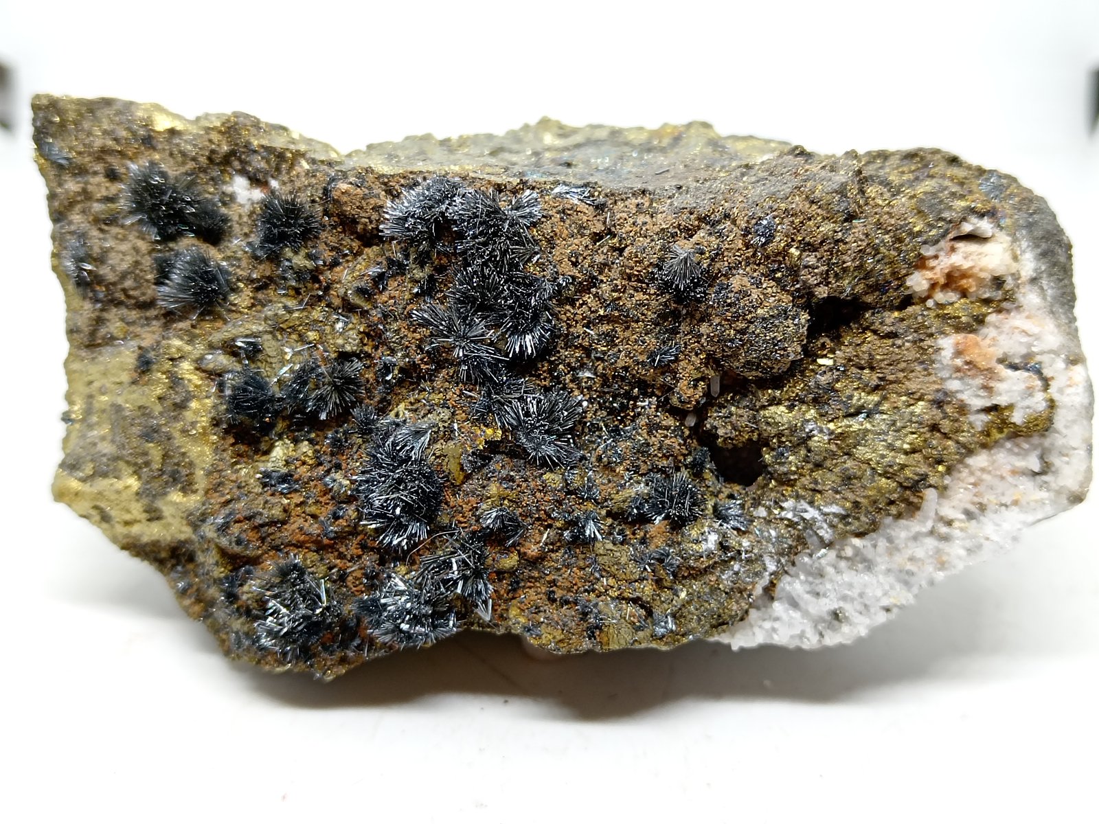 Estibina
90x40x50 mm.
(Autor: Luis Edmundo Sánchez Roja)