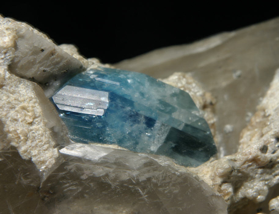 Euclasa
Cristal 35 x 20 mm
(Autor: Ramon A  Lopez Garcia)