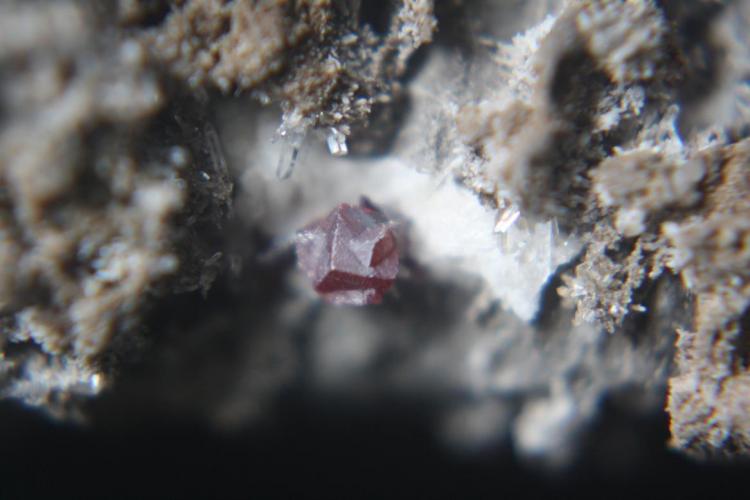 Cinabrio
3 mm.
(Autor: minero1968)