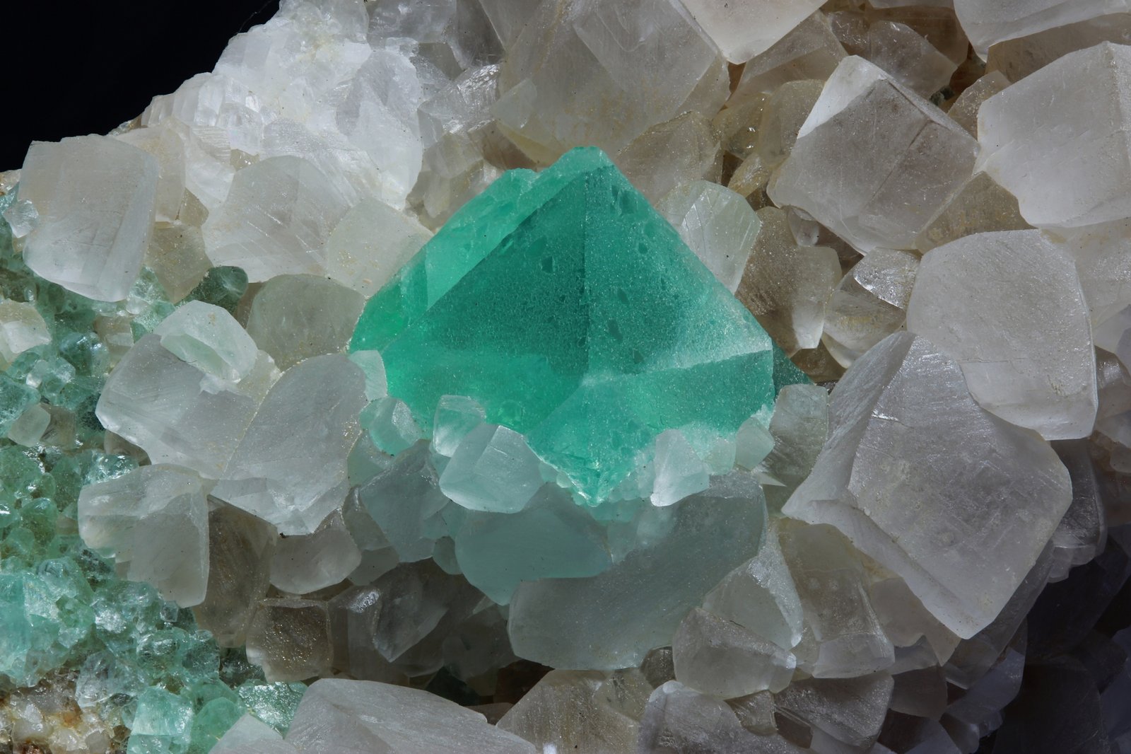 Fluorita
cristal 15mm
(Autor: Ramon A  Lopez Garcia)