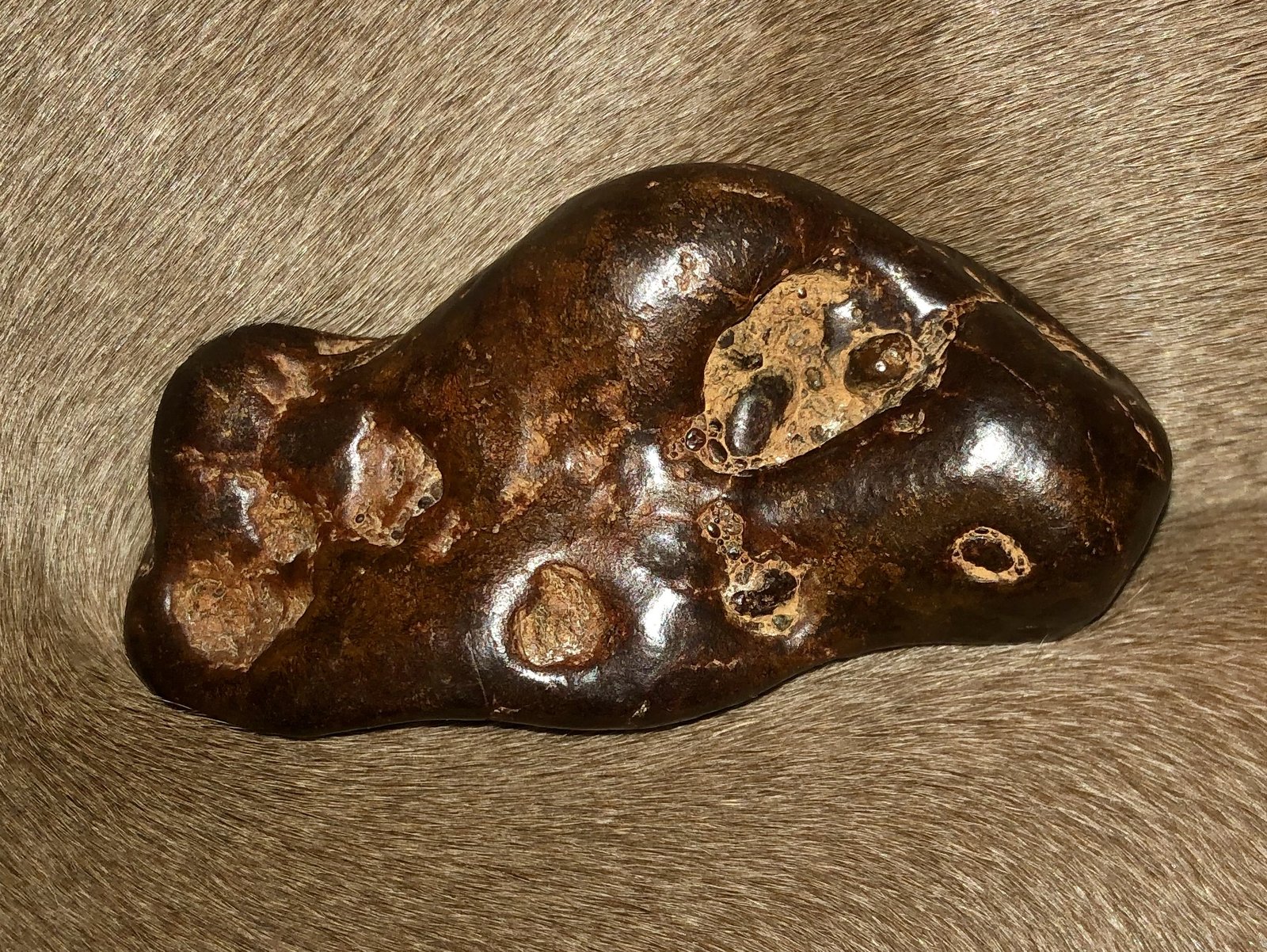 Hematites
7x4cm
(Autor: Emilio Téllez)