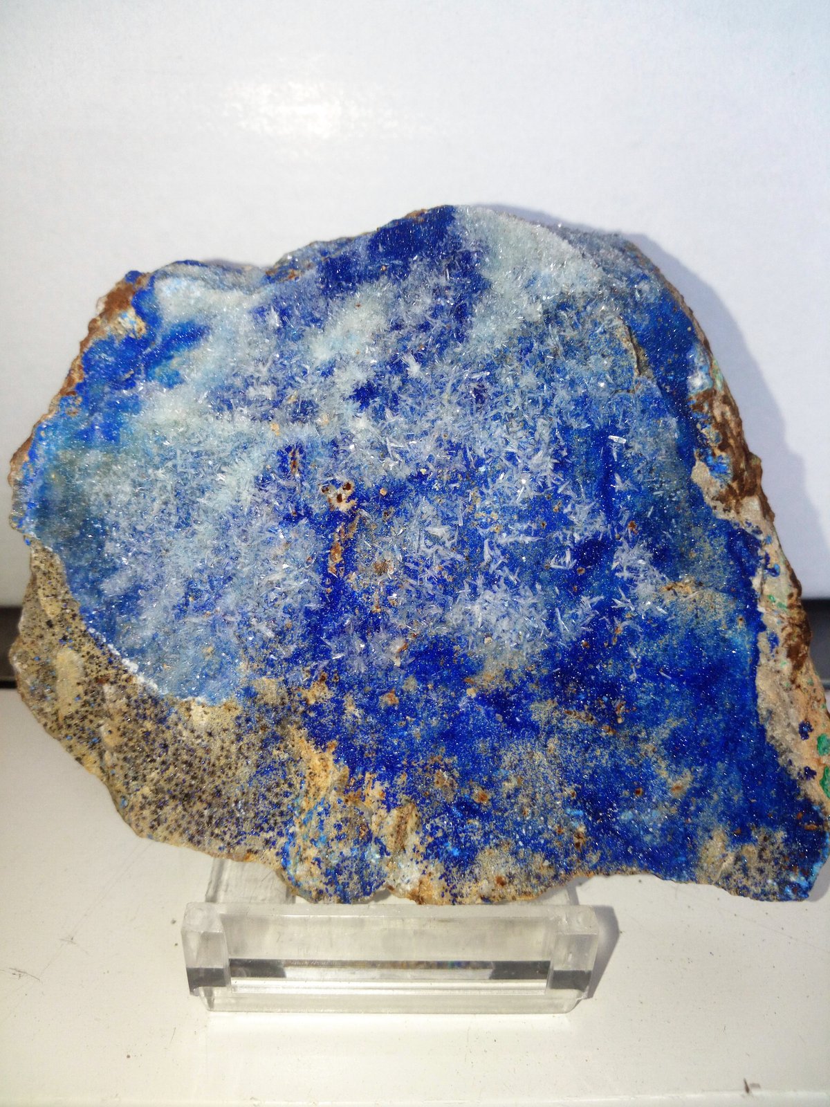 Azurita, Yeso
9x8 cm.
(Autor: Adri Rodríguez)