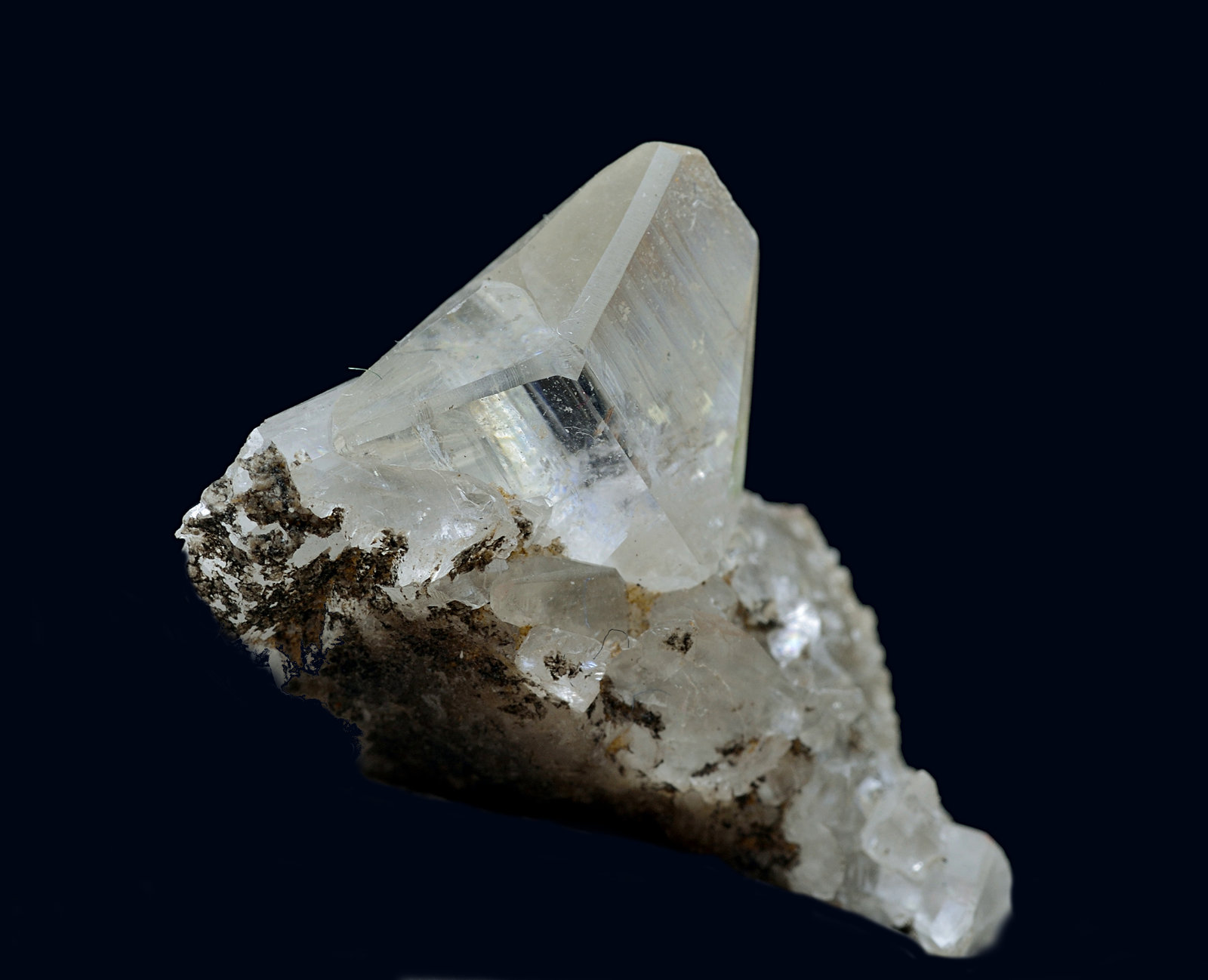 Calcita
Dos cristales maclados de 10x10x5mm
(Autor: Antonio Carmona)