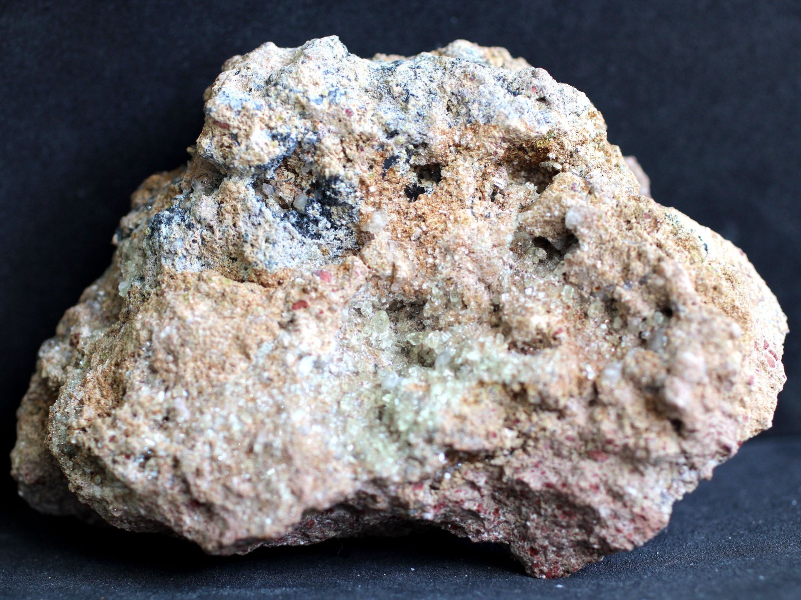 Fluorapatito
95 x 68 x 45 mm.
(Autor: José Luis Zamora)