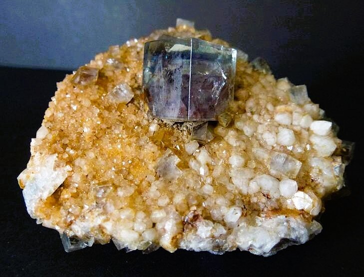 Fluorita, Cuarzo
6 x 6 cm.
(Autor: javier ruiz martin)