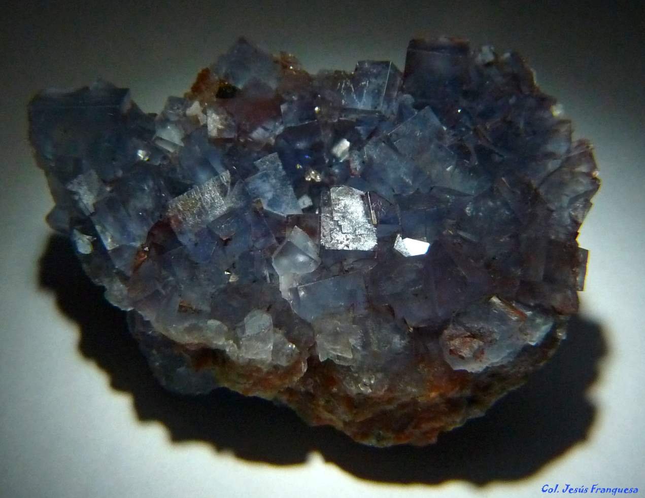 Fluorita.
45x30 mm.
(Autor: Jesus Franquesa Baucells)