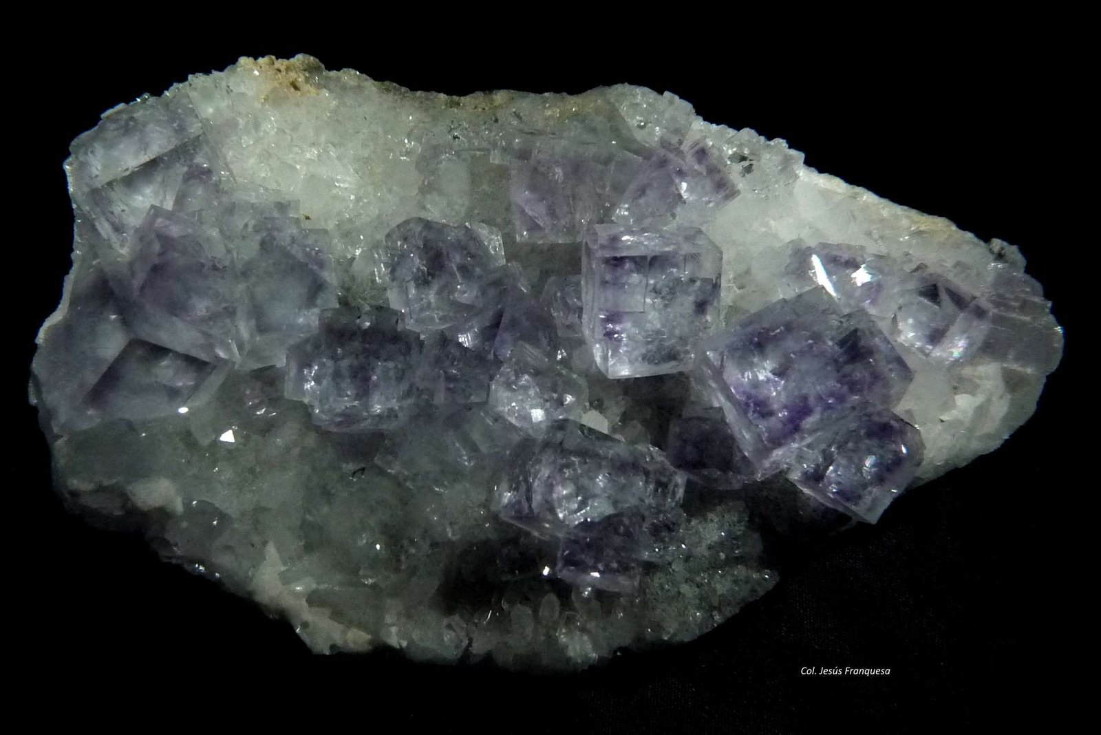 Fluorita y Cuarzo.
90x70 mm.
(Autor: Jesus Franquesa Baucells)