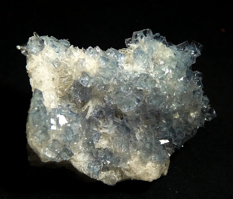Fluorita y Cuarzo.
40x30 mm
(Autor: Jesus Franquesa Baucells)