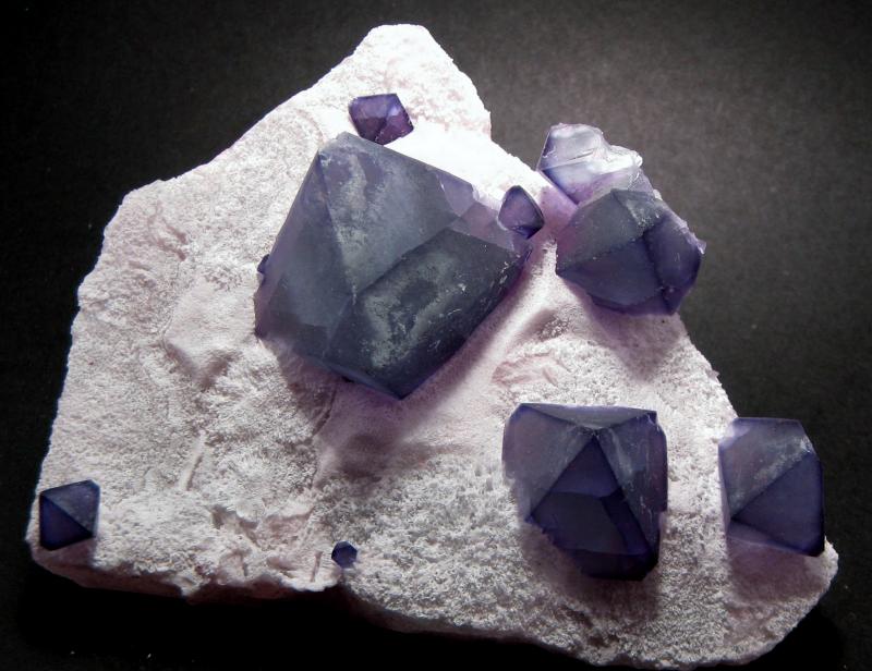 Fluorita
82 x 63 x 28 mm.
(Autor: José Luis Zamora)