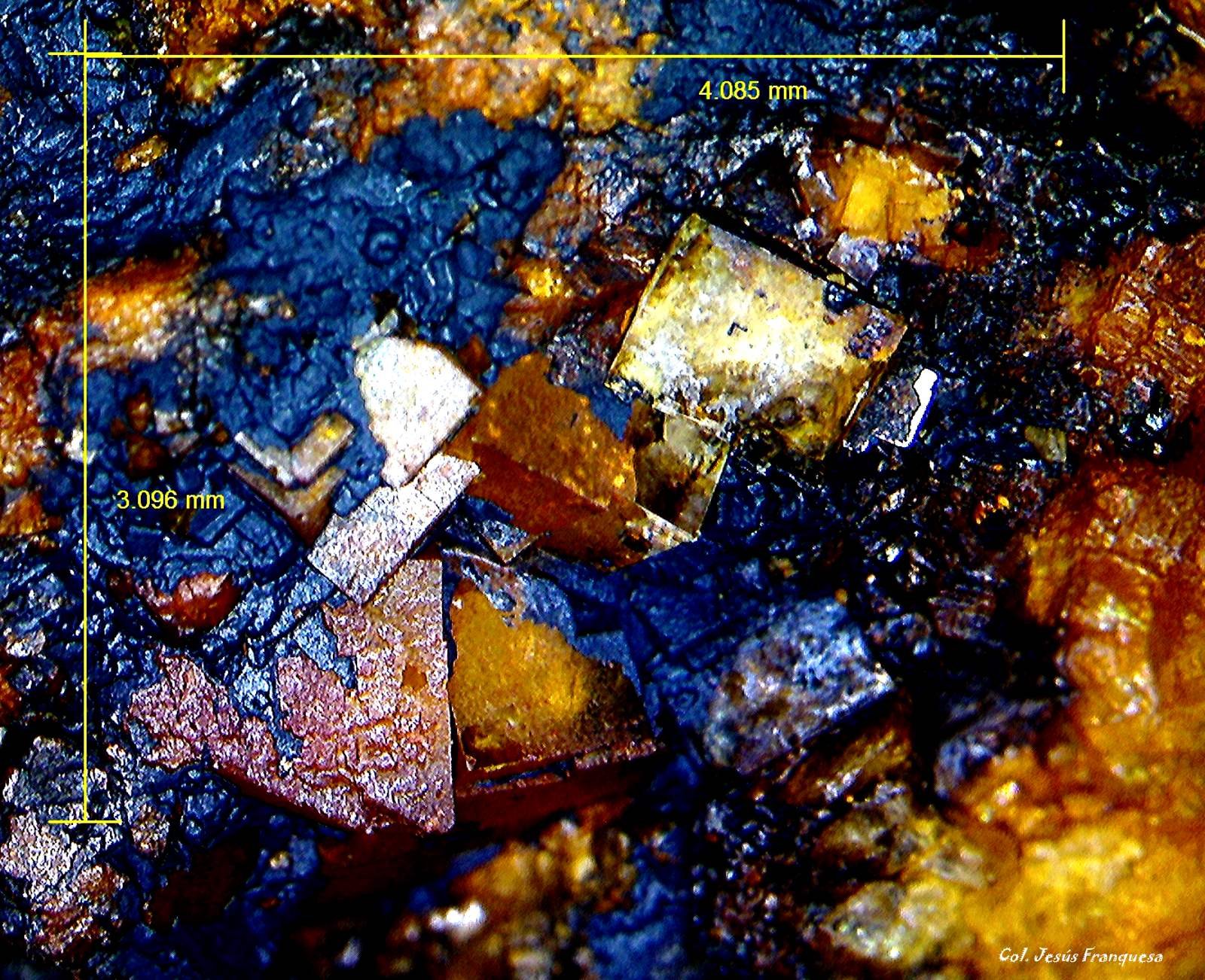 Fluorita.
4´085 x 3´096 mm.
(Autor: Jesus Franquesa Baucells)
