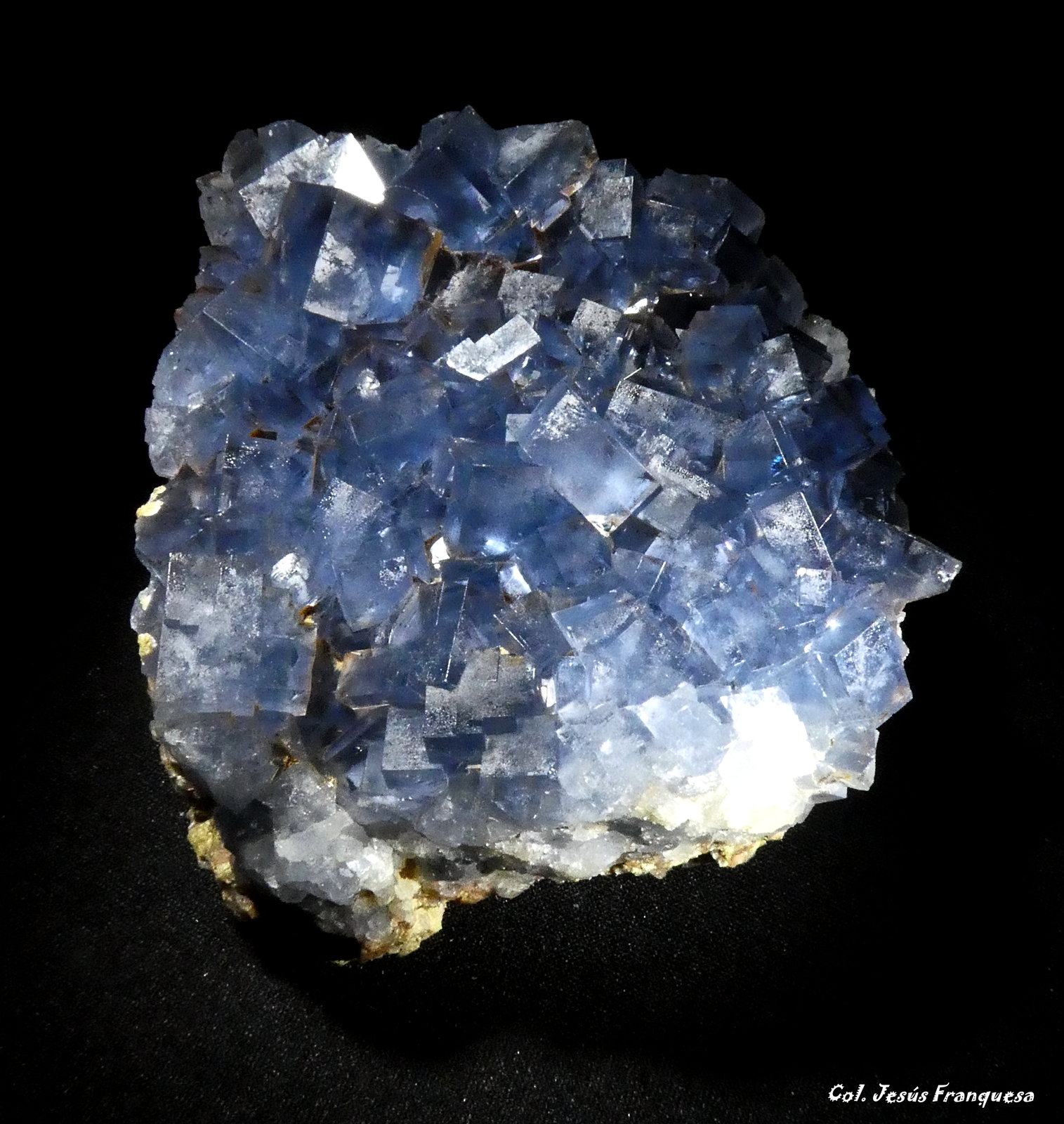Fluorita.
64x42 mm.
(Autor: Jesus Franquesa Baucells)