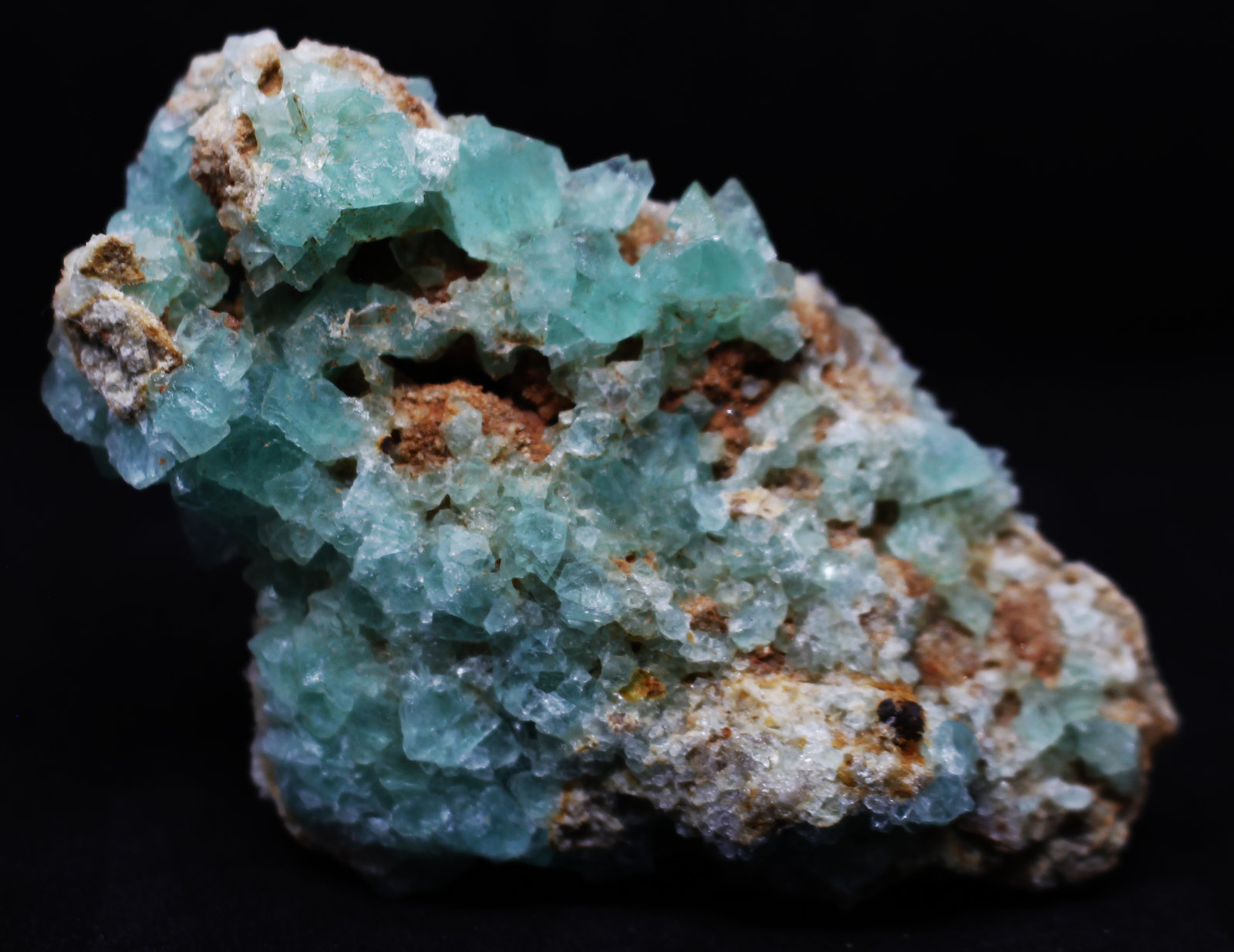 Fluorita
7.5X4.5X2 cm
(Autor: Luis Edmundo Sánchez Roja)