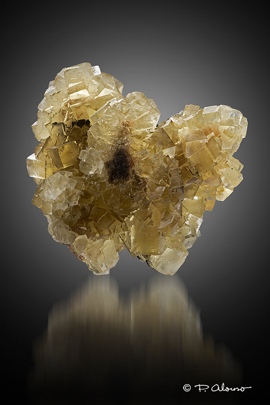 Fluorita
4,5cm x 3,5cm x 4,5cm
(Autor: Pere Alonso)