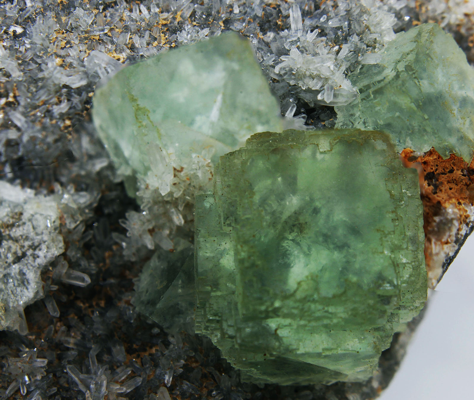 Fluorita
7x5.5x4 cm
(Autor: Luis Edmundo Sánchez Roja)