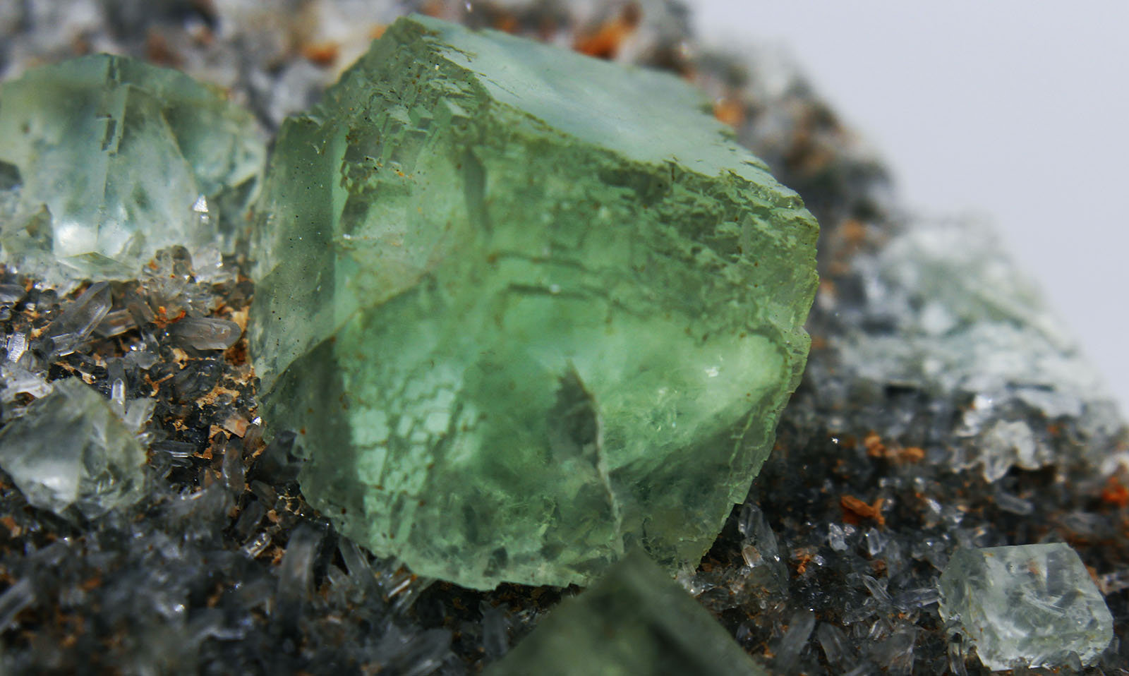 Fluorita
7x5.5x4 cm
(Autor: Luis Edmundo Sánchez Roja)