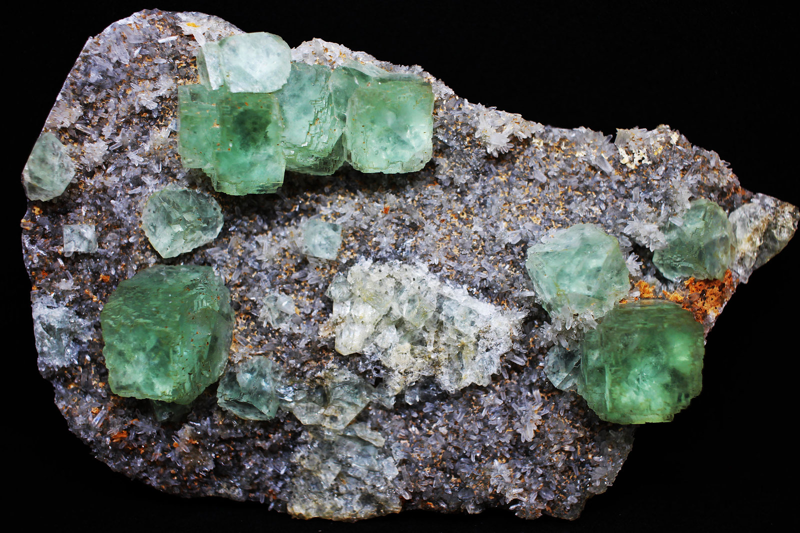 Fluorita
13x9x2 cm
(Autor: Luis Edmundo Sánchez Roja)