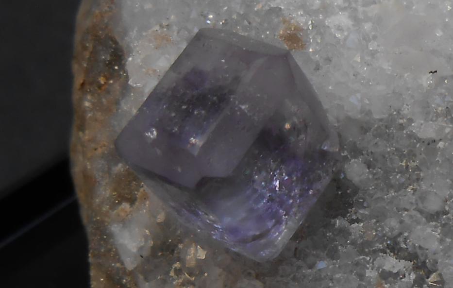 Fluorita
6,5 x 4,5 x 3,5 cm
(Autor: Antonio Alcaide)