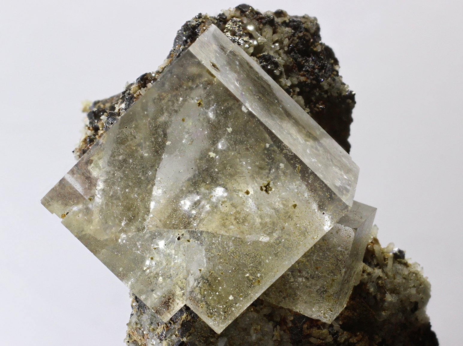 Fluorita
cristal 16x16mm
(Autor: Ramon A  Lopez Garcia)
