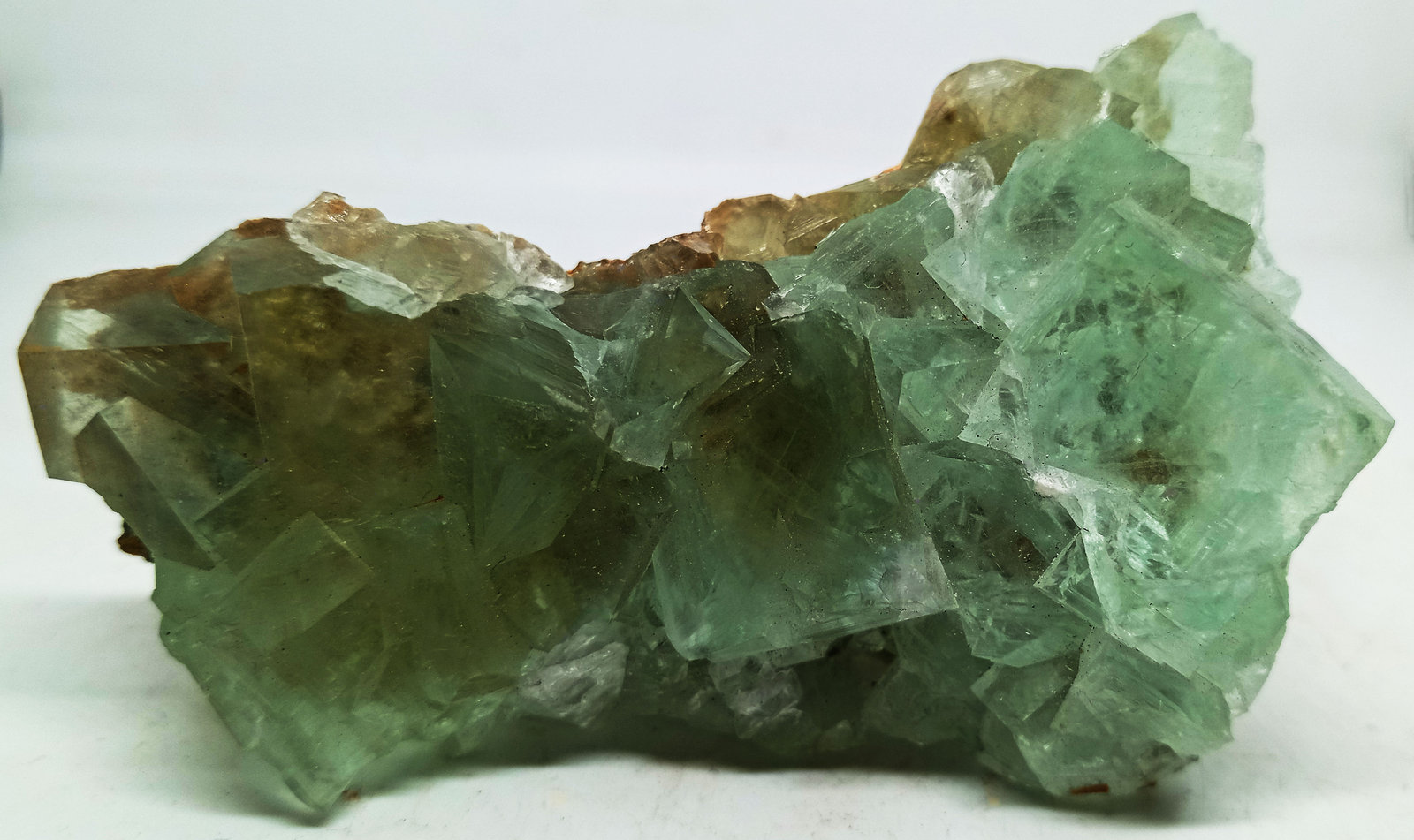 Fluorita
80x45x34 mm.
(Autor: Luis Edmundo Sánchez Roja)