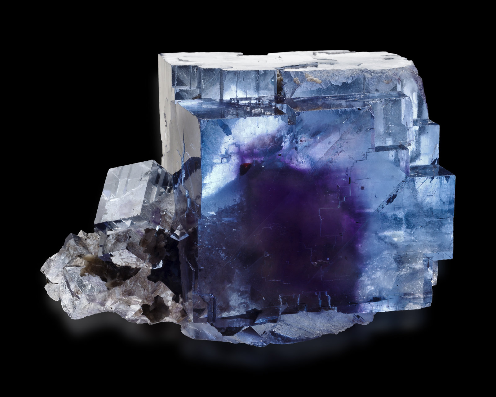 Fluorita
6.8 x 4.5 x 4.3 cm
(Autor: Museo MIM)