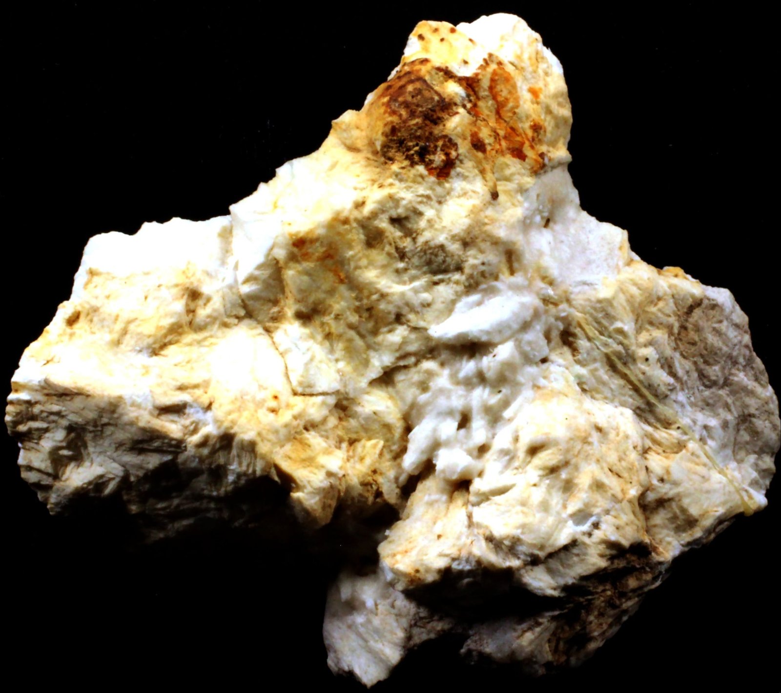fosforita
45 x 38 x 19 mm
(Autor: José Luis Zamora)