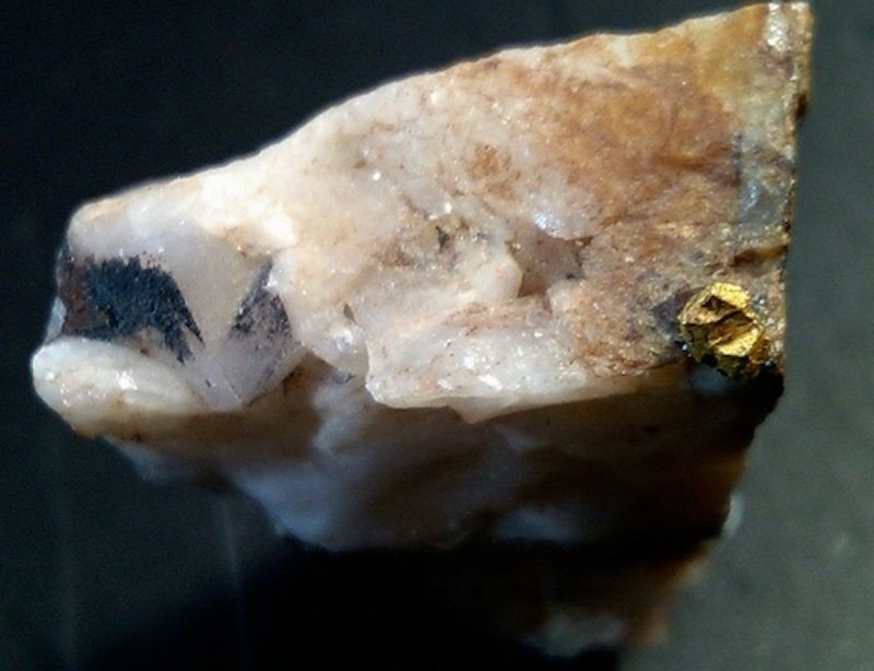 Oro
30x15x20mm
(Autor: Carlos G. Bargueño)