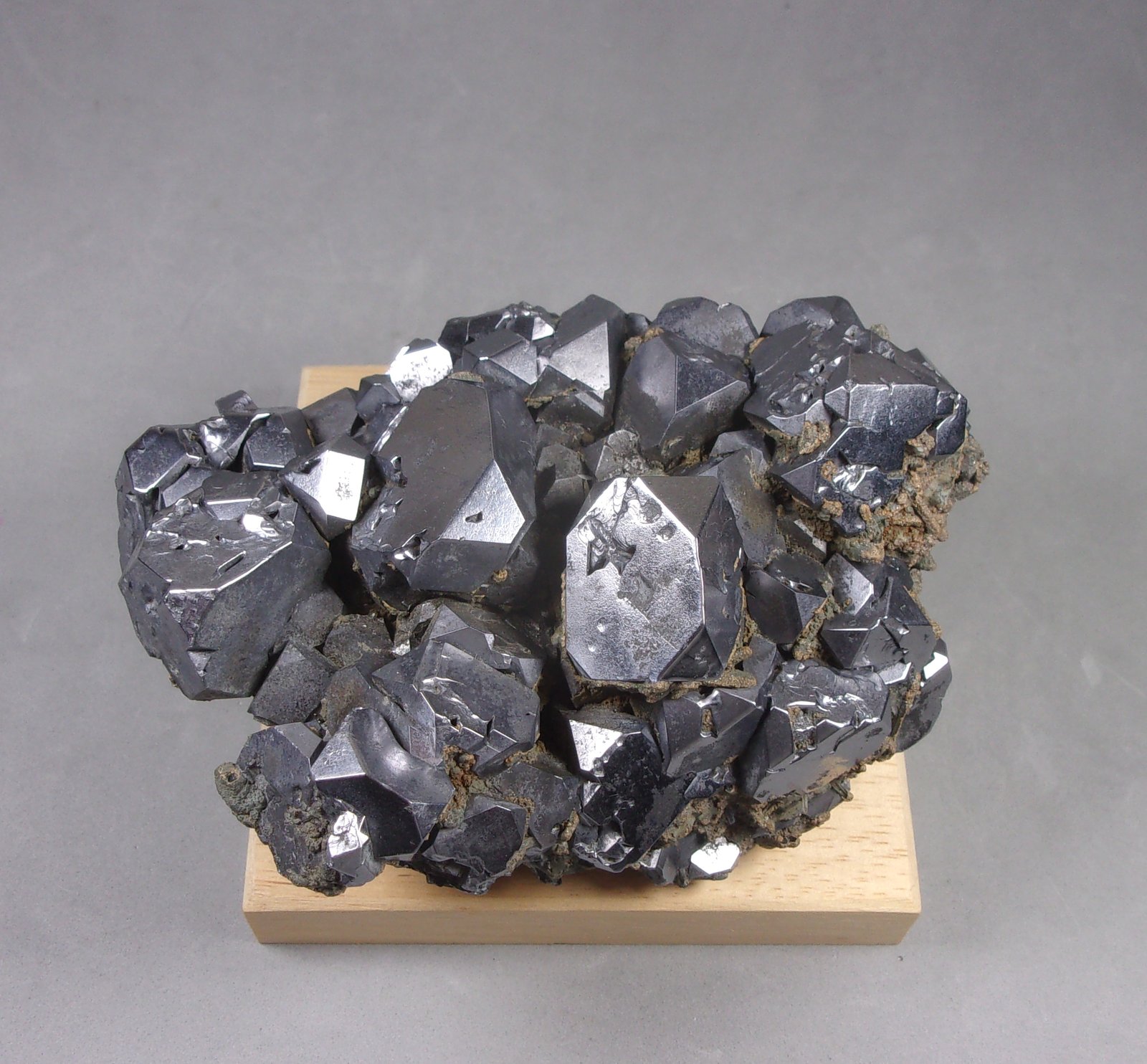 Galena
10,3 x 7,5 x 5,2 cm.
(Autor: J. G. Alcolea)