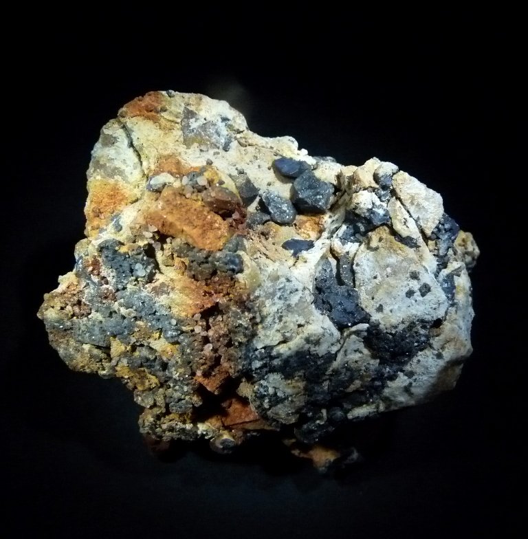 Galena y Cerusita.
55x55 mm.
(Autor: Jesus Franquesa Baucells)