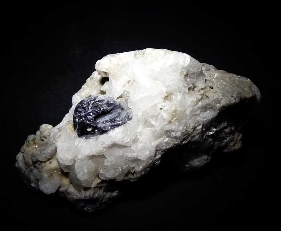 Galena y Calcita.
75x45 mm.
(Autor: Jesus Franquesa Baucells)