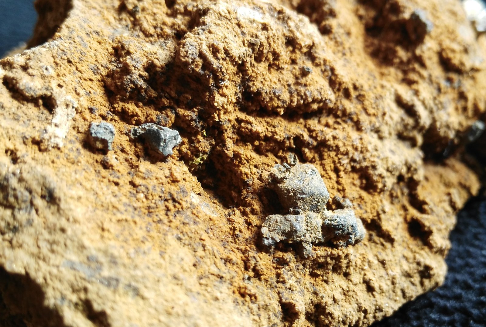Galena
10 cm x 5 cm
(Autor: Javi Llamazares)