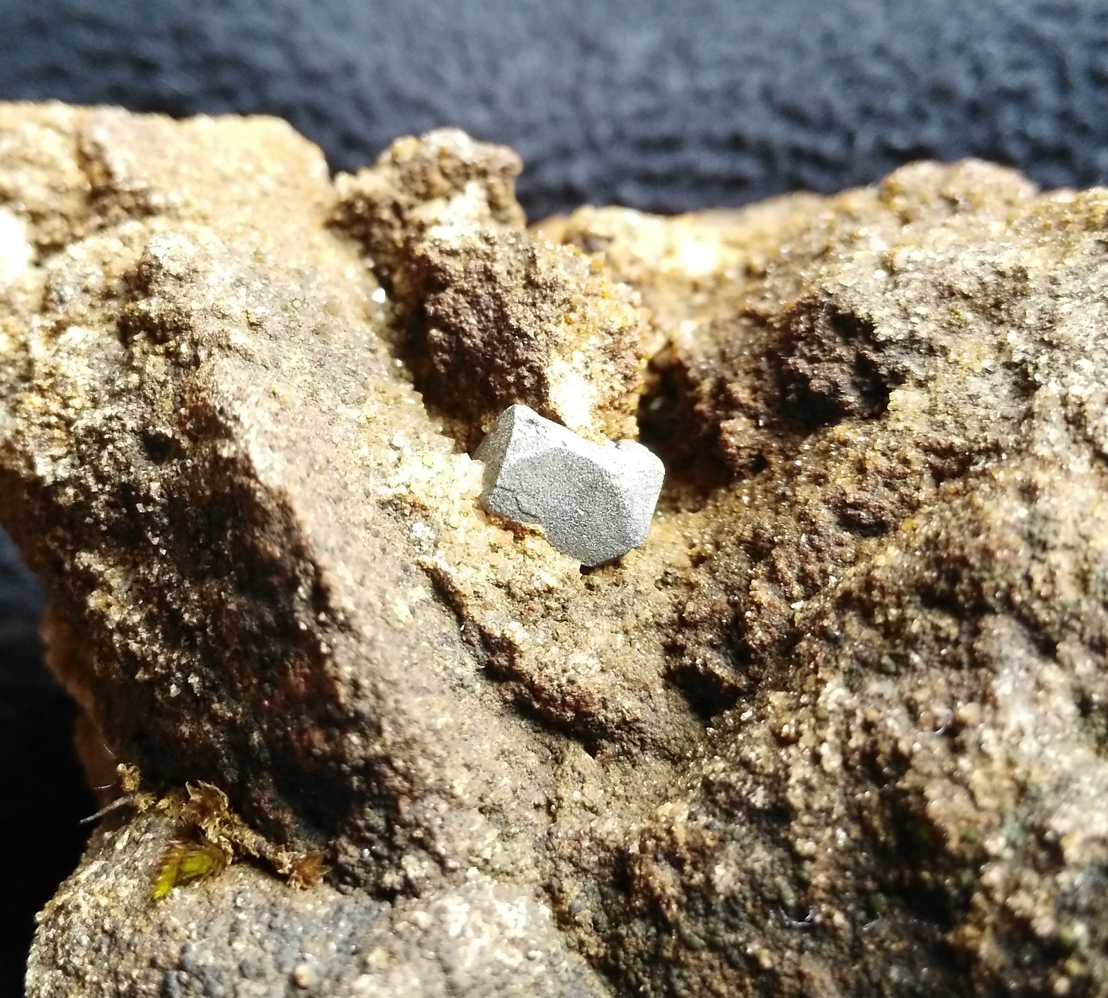 Galena
8 cm x 6 cm
(Autor: Javi Llamazares)