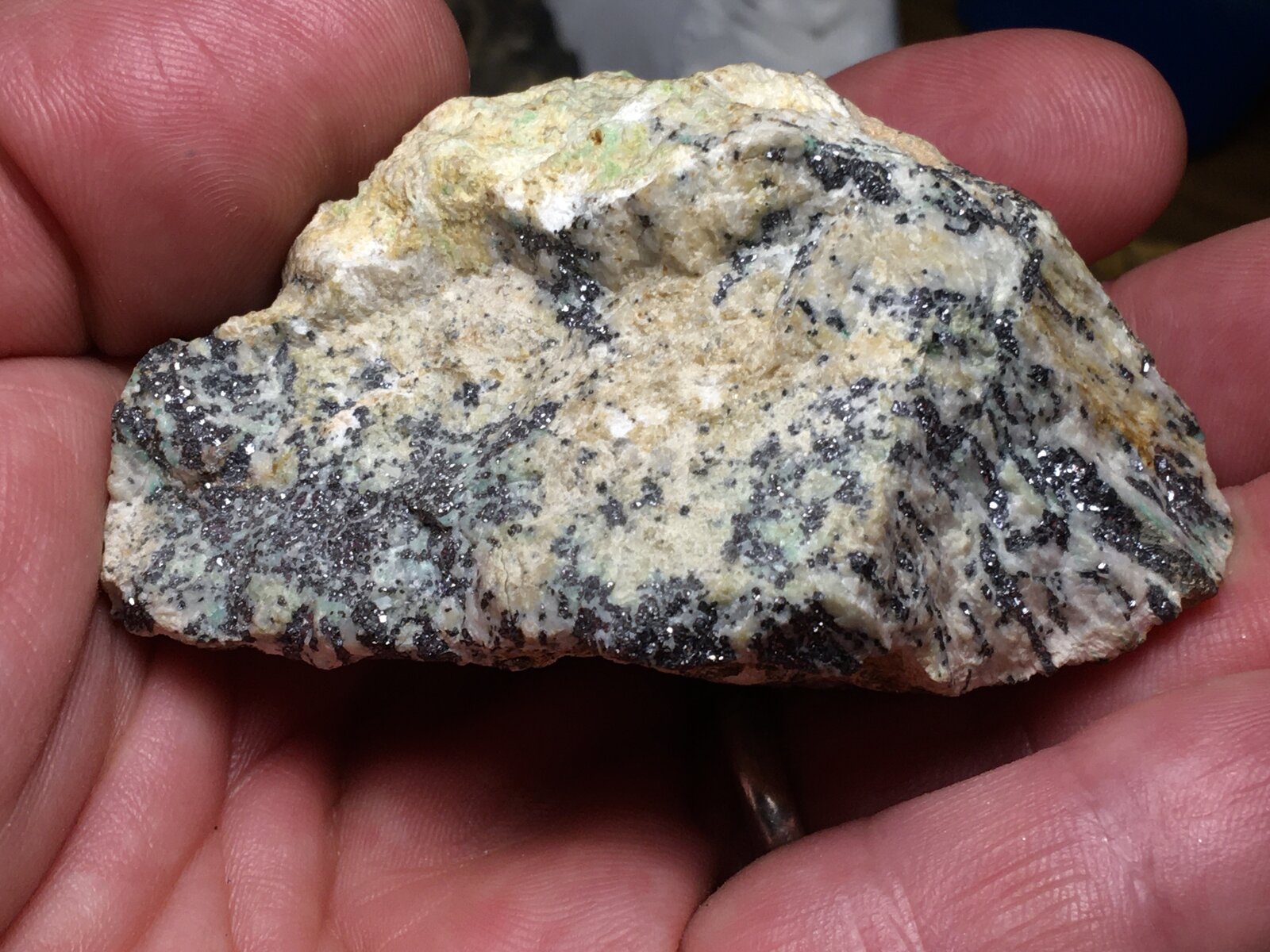 Galena, Celestina
Minas de La Almarcha, Almarcha, Ricote, Comarca Valle de Ricote, Región de Murcia (Murcia), España
8 x 5 cm
(Autor: Matias Raja)