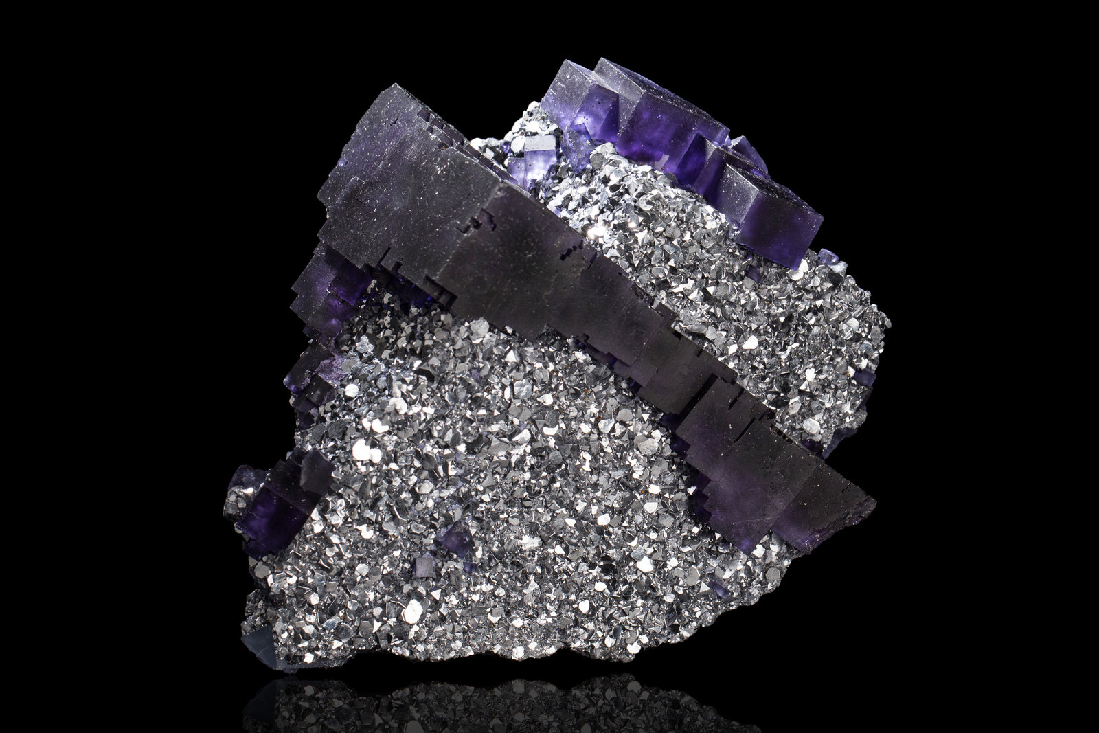 Galena, Fluorita
18.4 x 15.2 x 7.8 cm
(Autor: Museo MIM)