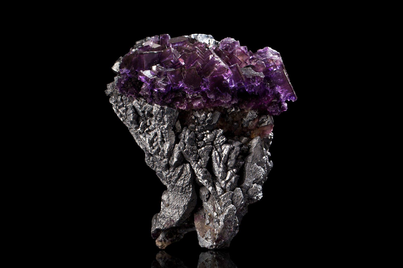 Fluorita, Galena
12 x 10.5 x 6 cm
(Autor: Museo MIM)