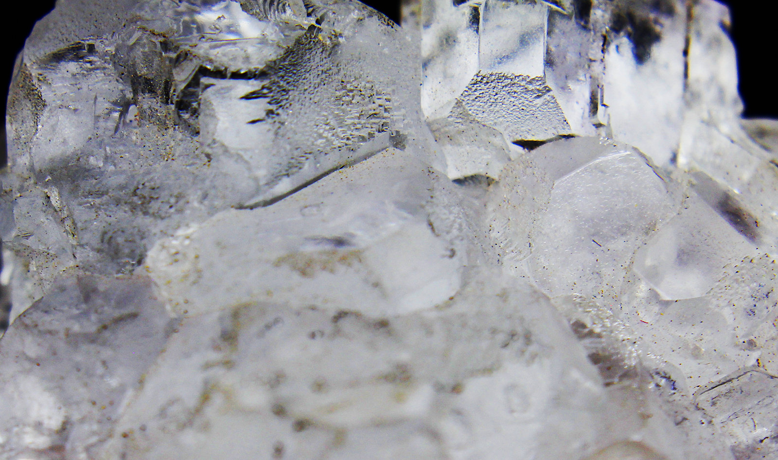 Fluorita
7x4x4 cm
(Autor: Luis Edmundo Sánchez Roja)